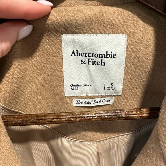 Abercrombie & Fitch Dad Coat - Picture 2 of 3